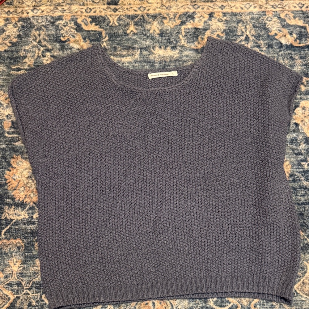 moon & madison Boxy Crewneck Sweater Tank - Charcoal